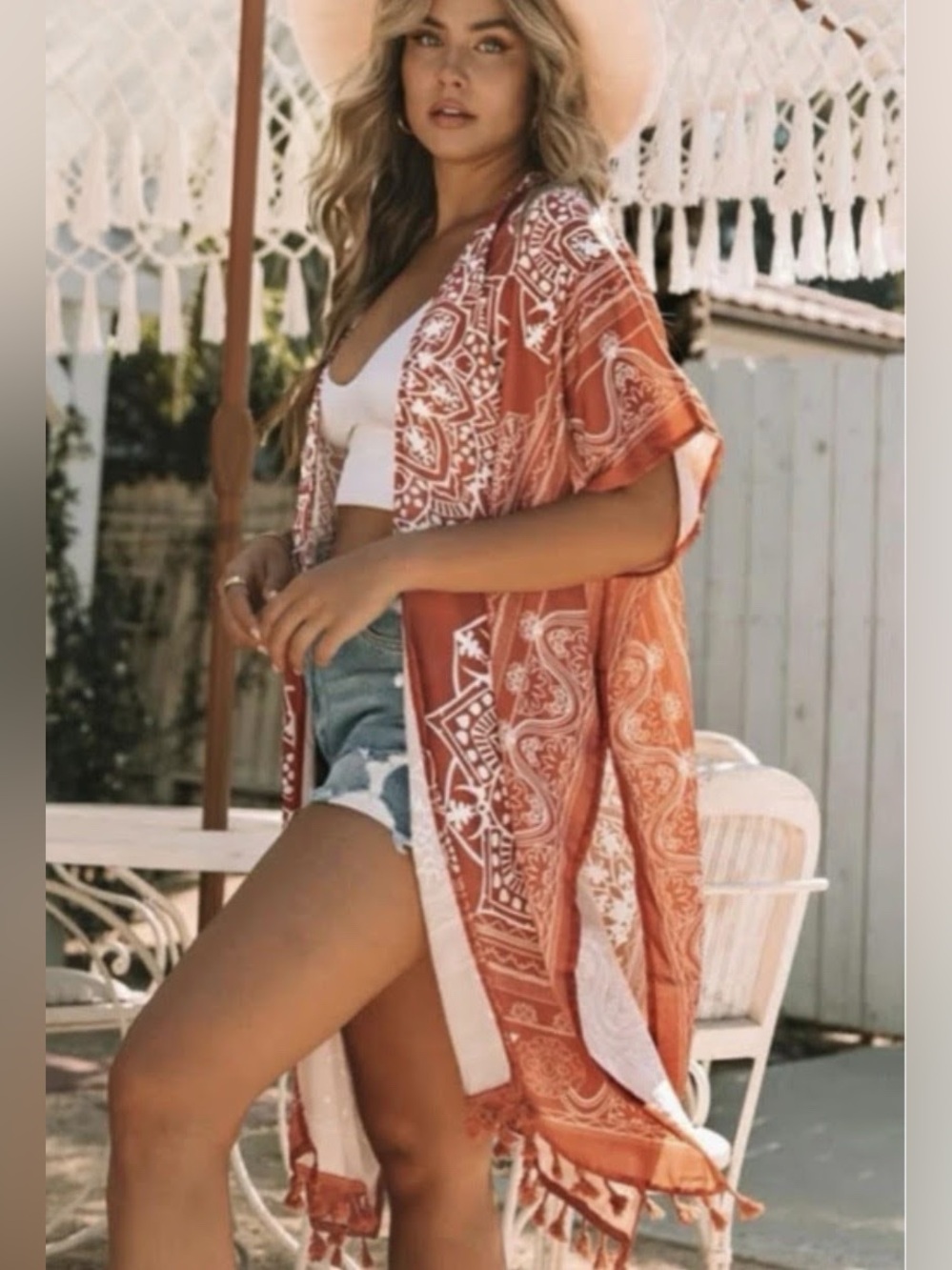 Dokotoo Floral Bandana Print Kimono
Color Dusty Rose
Size OS
NWOT - Picture 3 of 7